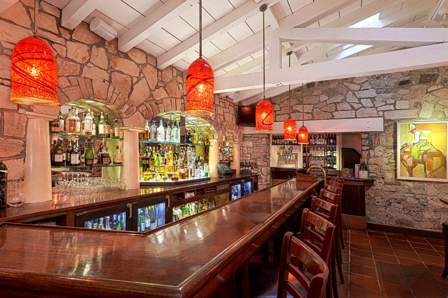 Warm Up Your Weekend: Best Cocktails and Shareables for Fall Evenings at Tarpy’s